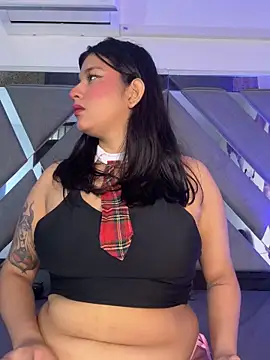 mia everly online show from October 2025 10:01:02 PM