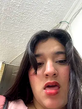 mia everly online show from October 2025 12:34:01 AM