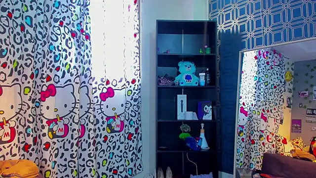 Snapshot of thania_777 chatting on October 2025 05:20:02 PM thania 777 online show from October 2025 05:20:02 PM