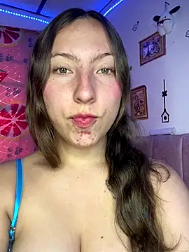 Tiara 19 online show from October 2025 10:32:01 PM
