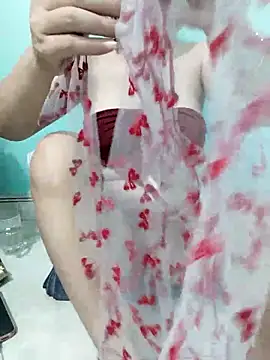 Jess-Thuy online show from October 2025 01:50:01 AM