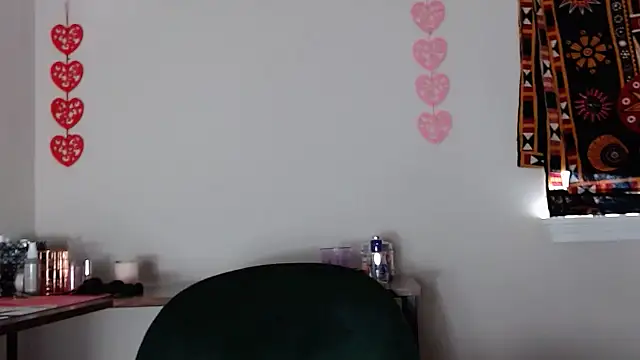 Snapshot of Cherribombzz chatting on February 2026 05:12:02 PM Cherribombzz online show from February 2026 05:12:02 PM