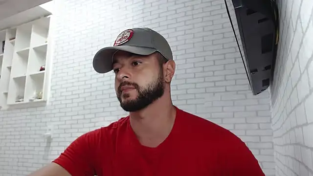 BombeiroHotx online show from February 2026 06:04:01 PM