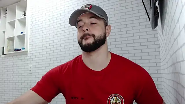 Snapshot of BombeiroHotx chatting on November 2025 01:09:01 AM BombeiroHotx online show from November 2025 01:09:01 AM