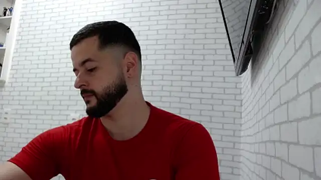 Snapshot of BombeiroHotx chatting on November 2025 12:58:02 AM BombeiroHotx online show from November 2025 12:58:02 AM