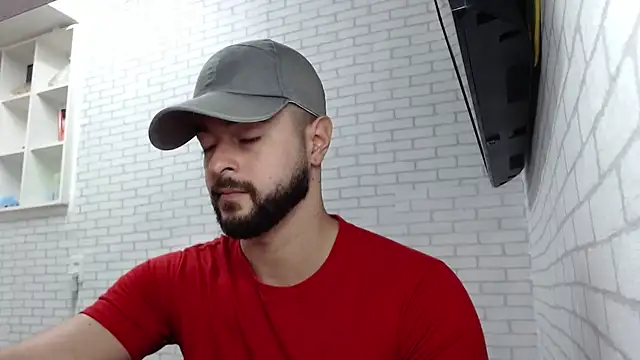 BombeiroHotx online show from April 2026 09:54:01 PM