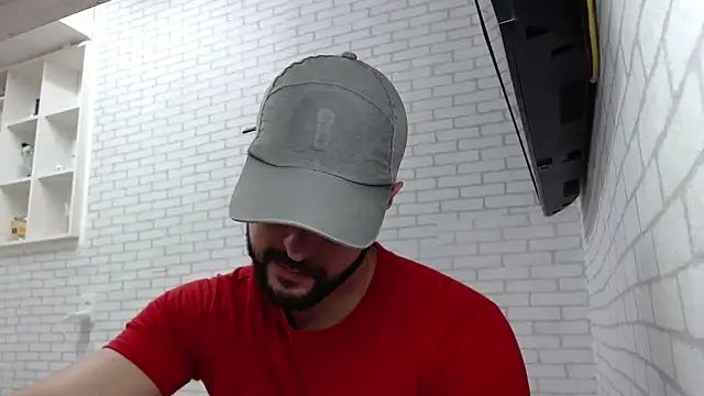 BombeiroHotx online show from April 2026 06:10:02 PM