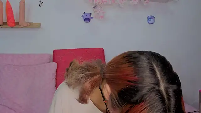 zoelight18 online show from October 2025 09:20:02 AM