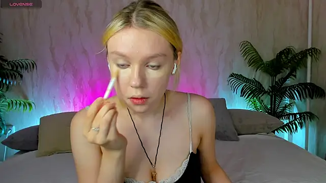 Casey Miller online show from September 2025 12:16:02 AM