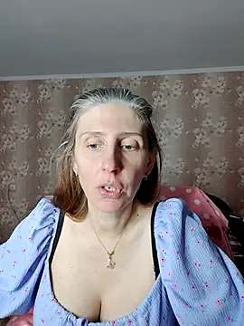 CandiCole online show from June 2026 06:41:01 AM