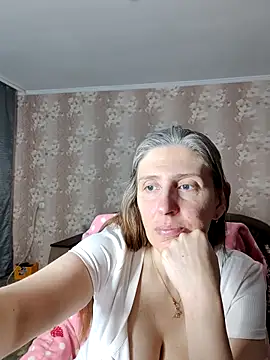 CandiCole online show from June 2026 04:28:01 AM