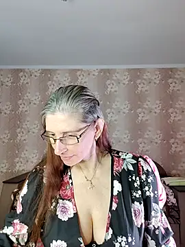 CandiCole online show from May 2026 10:19:02 AM