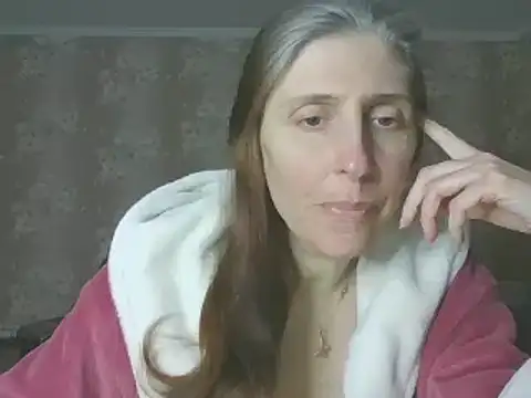 CandiCole online show from April 2026 12:23:01 PM