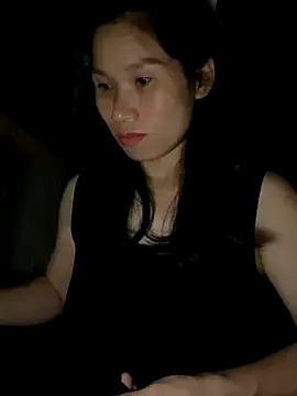 Snapshot of MinHiNi chatting on October 2025 04:30:02 PM MinHiNi online show from October 2025 04:30:02 PM