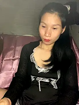 Snapshot of MinHiNi chatting on November 2025 04:22:01 PM MinHiNi online show from November 2025 04:22:01 PM