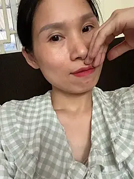 Snapshot of MinHiNi chatting on September 2025 07:22:01 AM MinHiNi online show from September 2025 07:22:01 AM