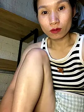 Snapshot of MinHiNi chatting on September 2025 08:08:01 AM MinHiNi online show from September 2025 08:08:01 AM