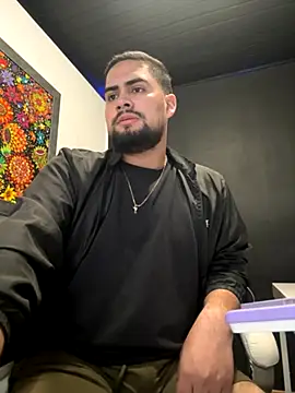 Snapshot of Yuber3 chatting on September 2025 04:36:02 PM Yuber3 online show from September 2025 04:36:02 PM