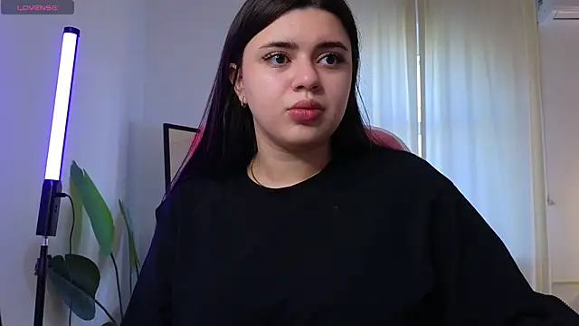 Snapshot of courtneyk_ chatting on October 2025 01:23:01 PM courtneyk online show from October 2025 01:23:01 PM