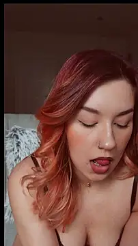 LucyxLou online show from March 2026 11:57:01 AM