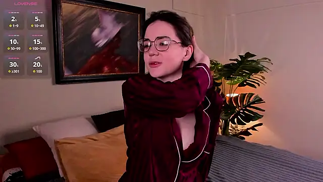 Sunny Teaze online show from February 2026 07:17:02 AM