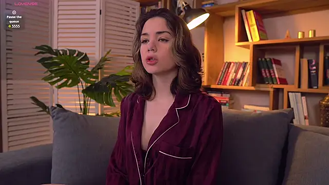 Sunny Teaze online show from February 2026 07:16:01 AM