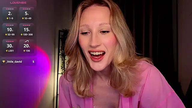 BiancaHelo online show from November 2025 09:37:01 PM