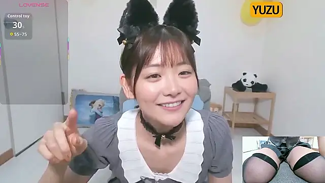 Snapshot of yuzukichi_jp chatting on September 2025 10:32:02 AM yuzukichi jp online show from September 2025 10:32:02 AM