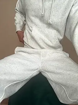 iikangi online show from December 2025 04:37:01 AM