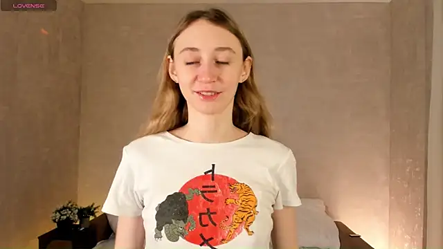 BeatrixHiett online show from October 2025 03:06:01 AM