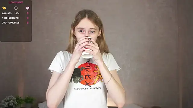 BeatrixHiett online show from September 2025 04:08:01 AM