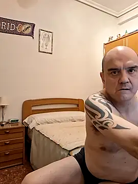 geli45 online show from April 2026 09:32:02 PM