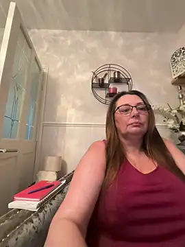 BuxomKitty BBW online show from April 2026 06:25:02 PM