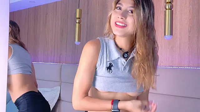 Snapshot of ZoehAngel chatting on April 2026 11:27:01 AM ZoehAngel online show from April 2026 11:27:01 AM