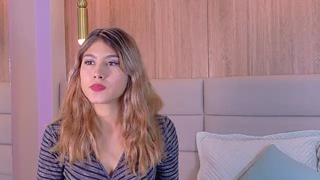 Snapshot of ZoehAngel chatting on March 2026 11:22:02 AM ZoehAngel online show from March 2026 11:22:02 AM