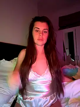 AlitaNova online show from November 2025 09:07:01 PM