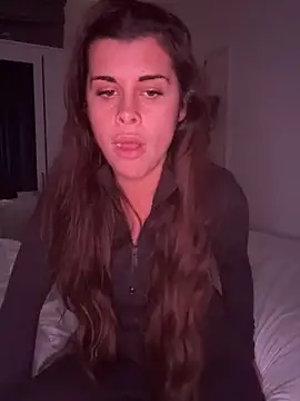 AlitaNova online show from November 2025 08:57:02 PM