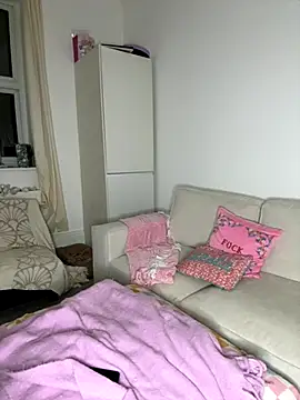 AlitaNova online show from December 2025 08:53:02 PM