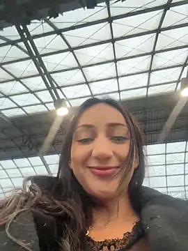 Ninabigtitied online show from November 2025 07:34:01 AM