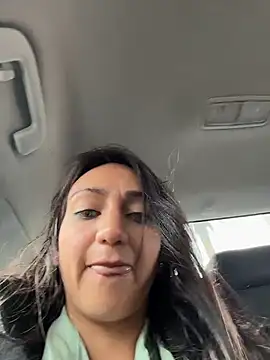 Ninabigtitied online show from December 2025 01:34:02 PM