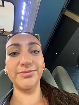 Ninabigtitied online show from February 2026 12:36:02 PM