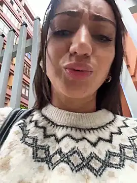 Ninabigtitied online show from December 2025 02:42:02 PM