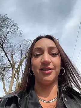 Ninabigtitied online show from February 2026 01:41:02 PM