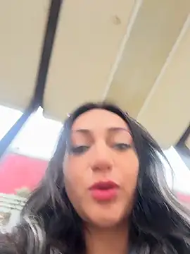 Ninabigtitied online show from November 2025 09:35:02 AM