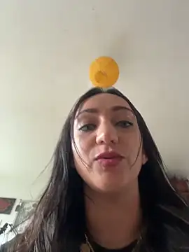 Ninabigtitied online show from November 2025 12:31:01 PM