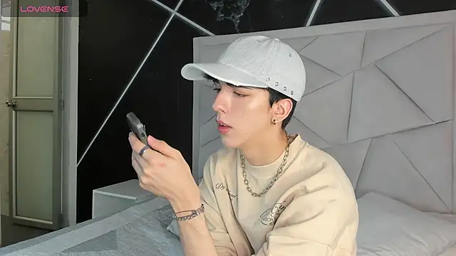 AerumChae online show from April 2026 12:41:01 PM