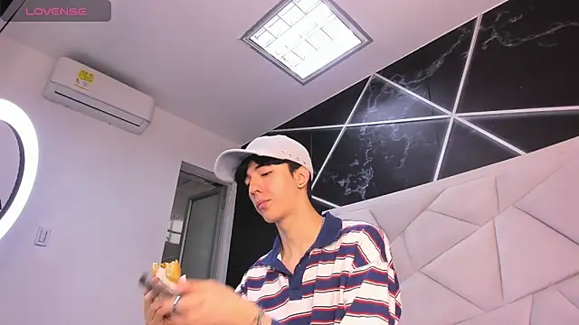 AerumChae online show from April 2026 12:11:02 PM
