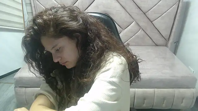 Velvet Moon V online show from March 2026 09:18:02 PM