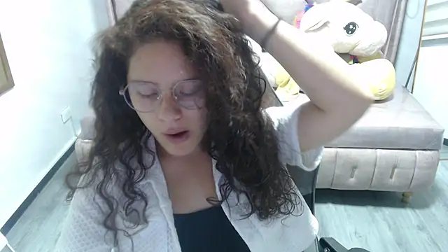 Velvet Moon V online show from November 2025 01:27:02 PM