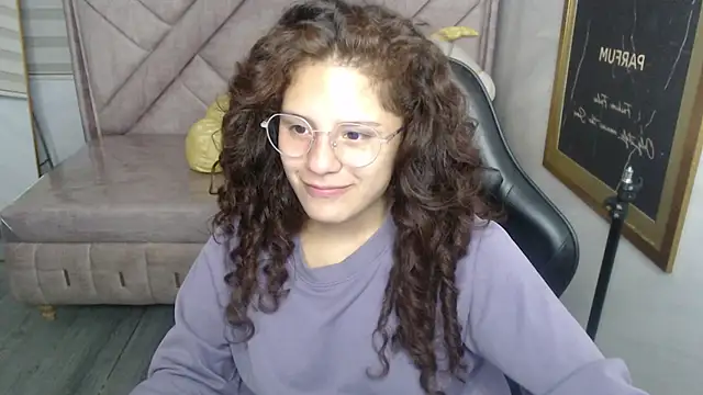 Velvet Moon V online show from November 2025 01:22:02 PM